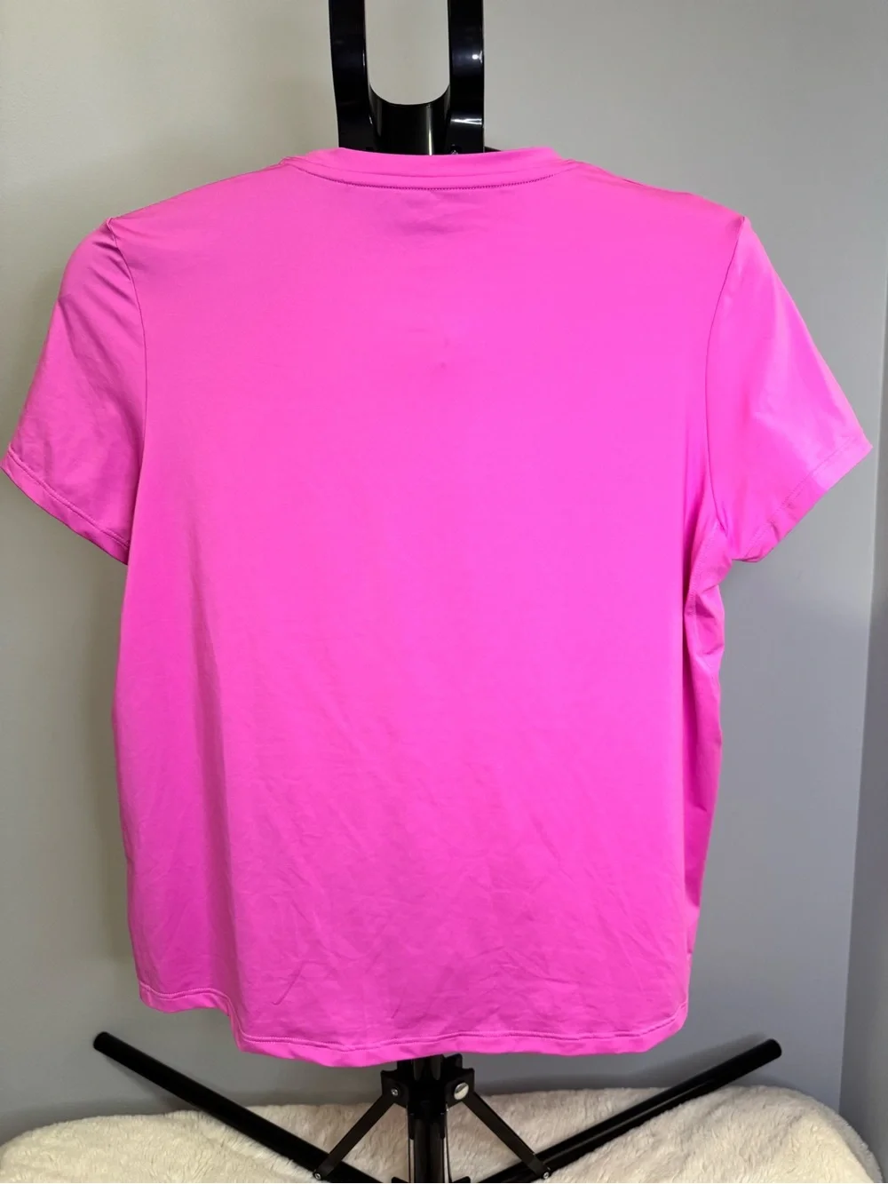 Women’s Dri-Fit Nike Top